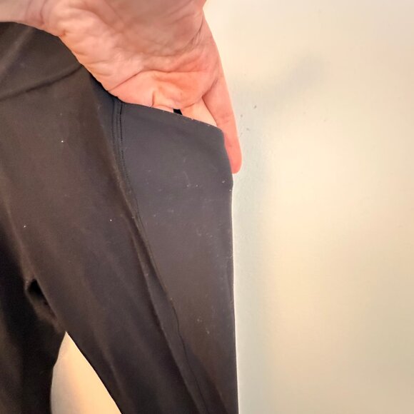 Lululemon align leggings with pockets size 12 - Picture 2 of 10